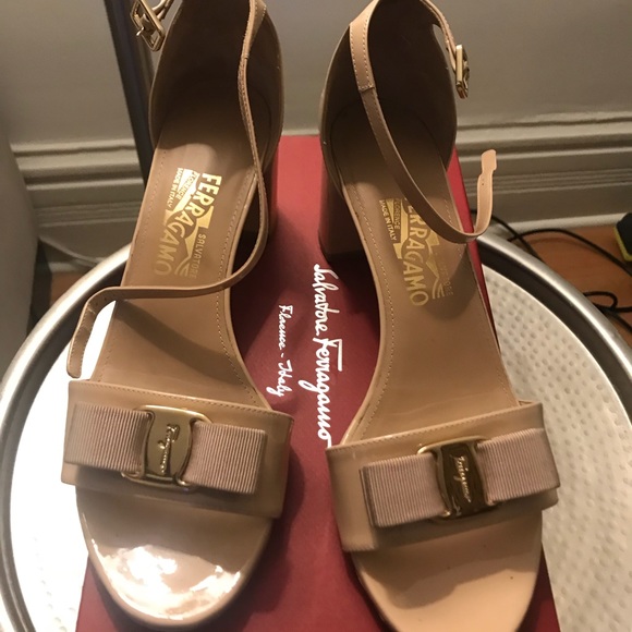 Salvatore Ferragamo Shoes - Nude 9.5 patent heels